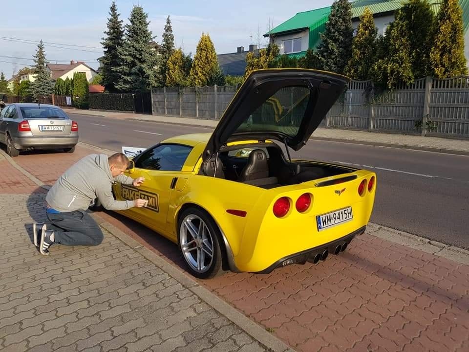 Oklejanie pojazdów przykład 2